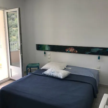 Eli&lou Avec Piscine Hébergement de vacances Alata