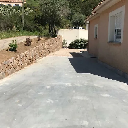 Eli&lou Avec Piscine Alata