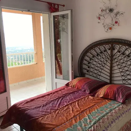 Eli&lou Avec Piscine Vakantiehuis *