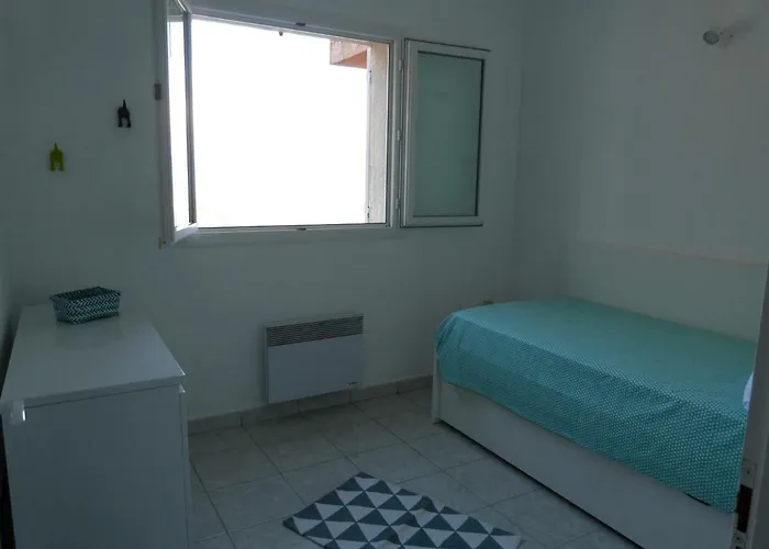 Eli&lou Avec Piscine Hébergement de vacances Alata