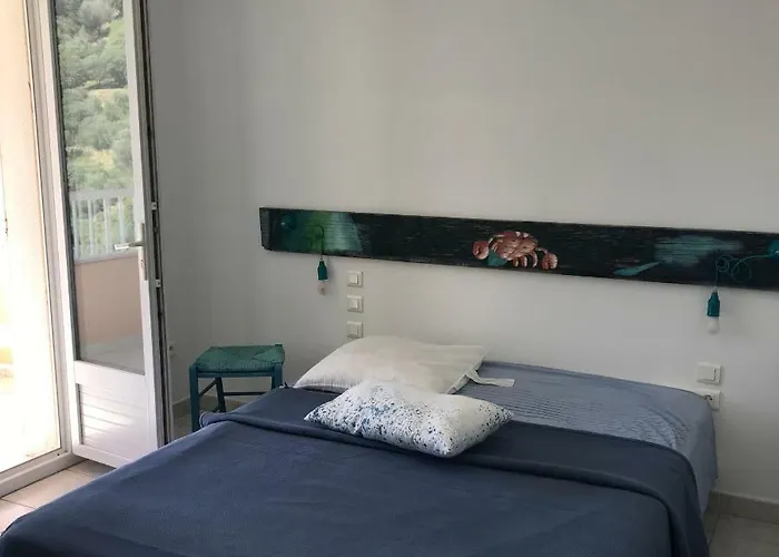 Eli&lou Avec Piscine Hébergement de vacances Alata